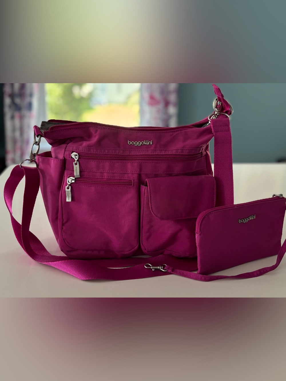 Baggallini Modern Everywhere Bagg